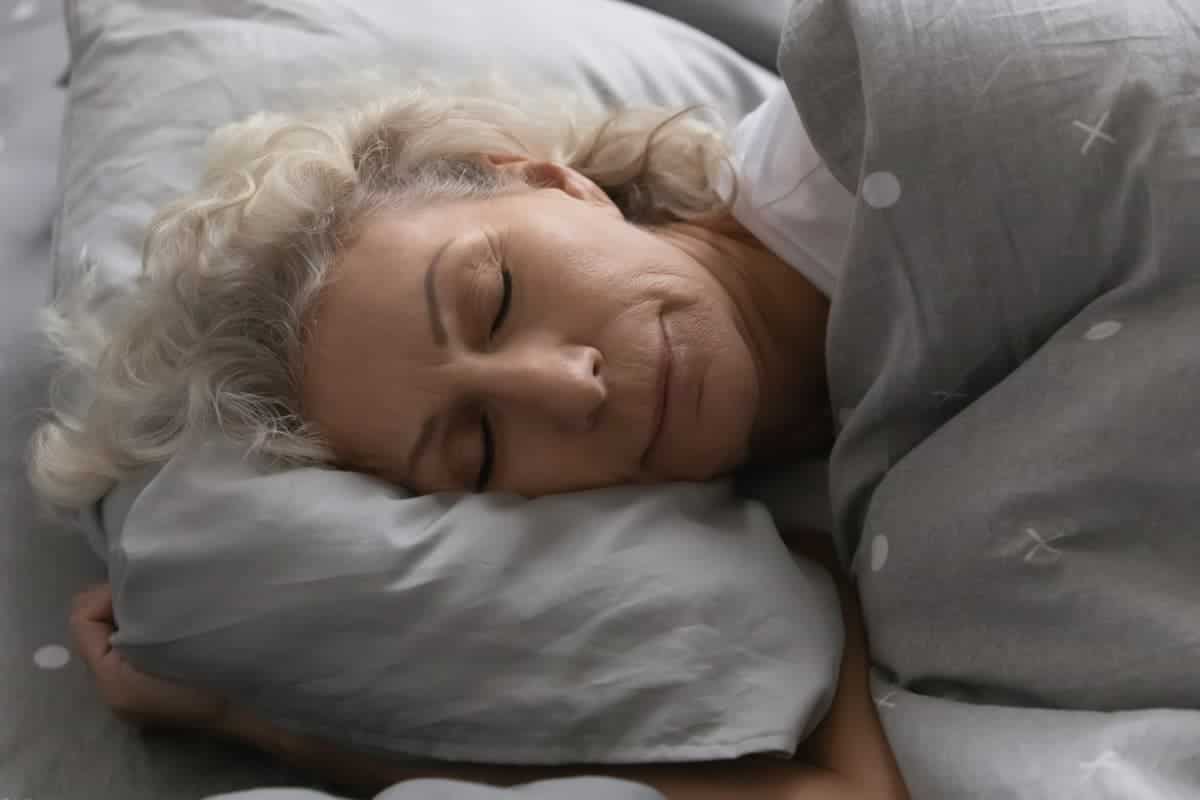 How Heavy Weighted Blanket for Elderly