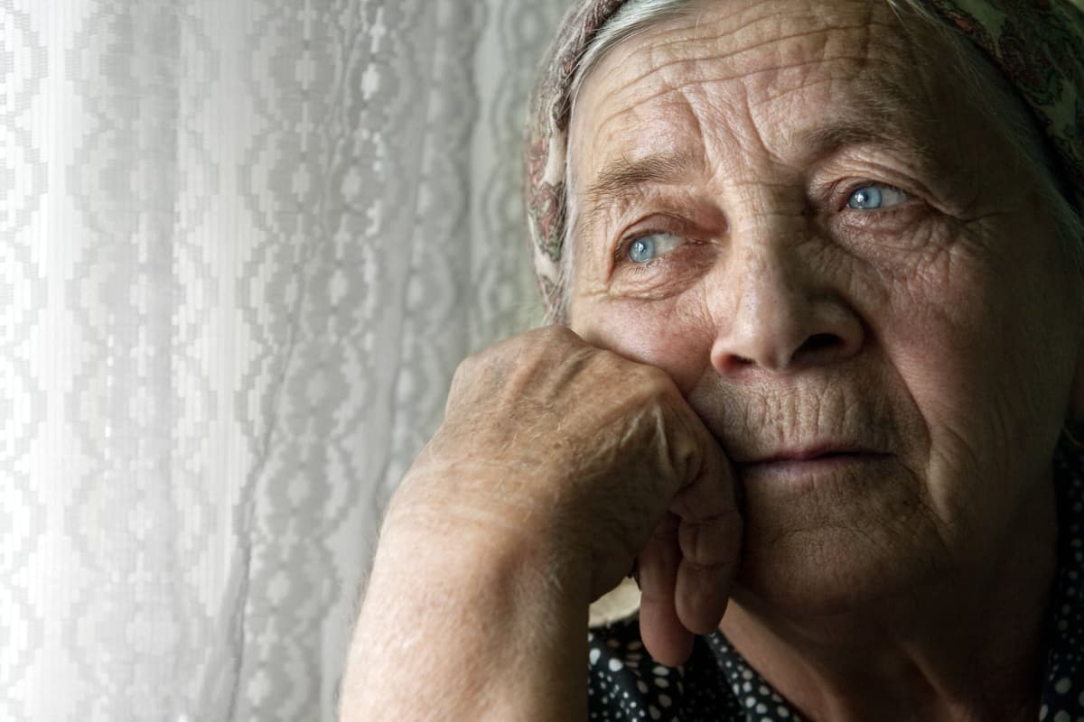 Elderly Sometimes Sleep With Their Eyes Open